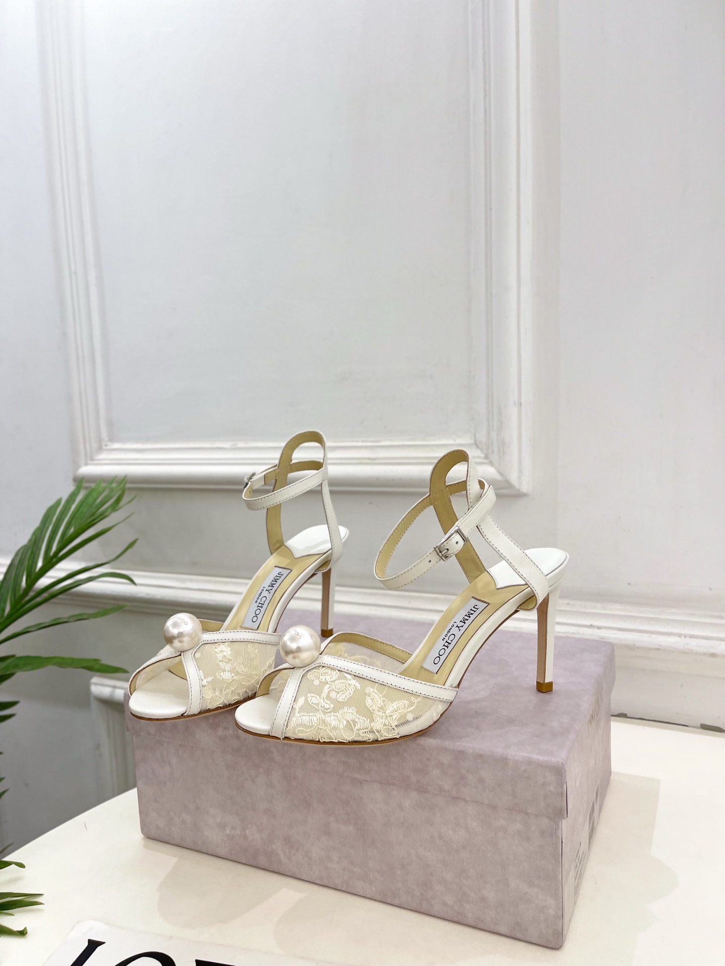 JimmyChoo 吉米周 26𝐬𝐬 ———    ✨ 2026春夏新品 专柜最新款 JC经典珍珠鱼嘴高