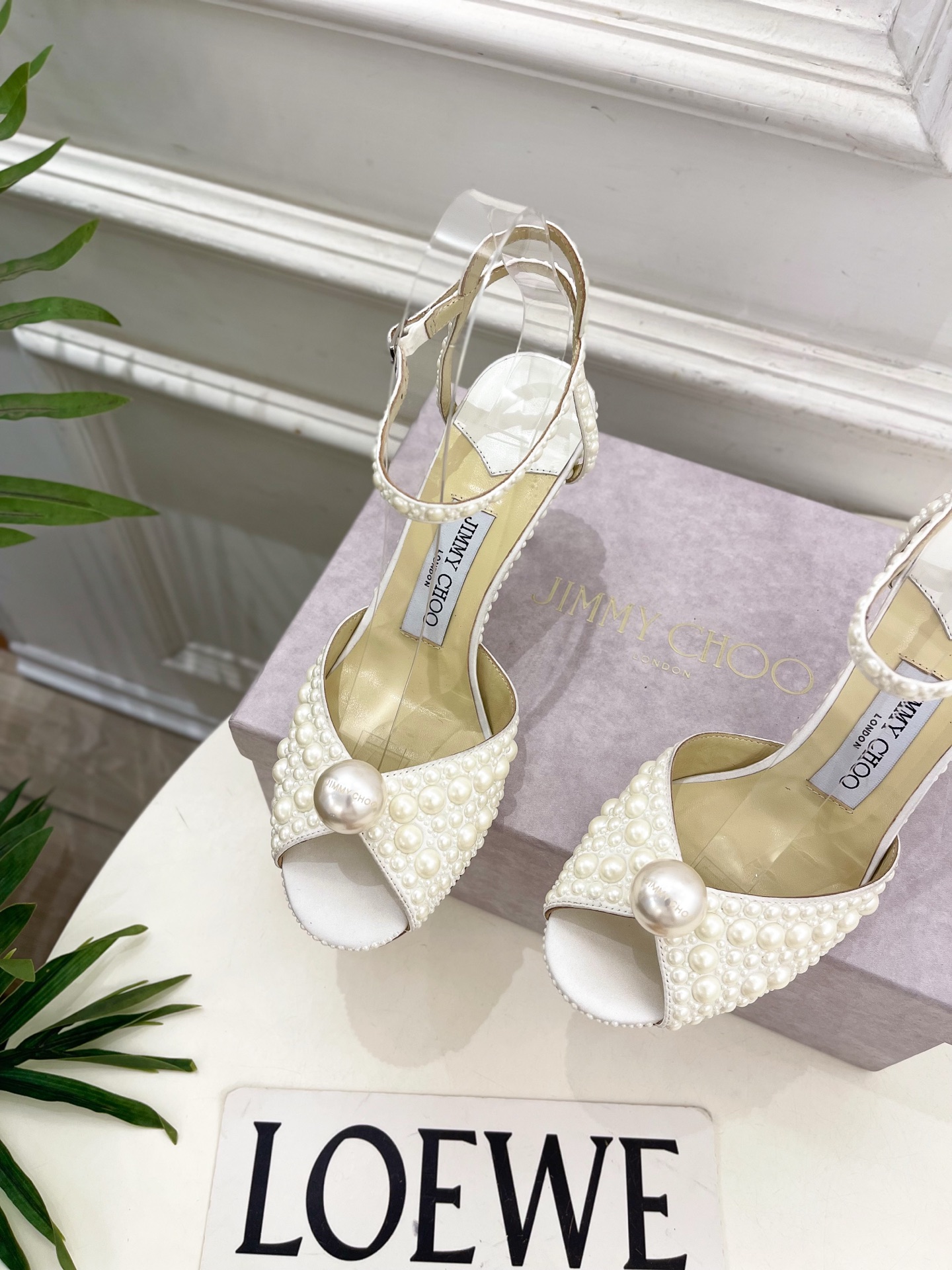 JimmyChoo 吉米周 26𝐬𝐬 ———    ✨ 2026春夏新品 专柜最新款 JC经典珍珠鱼嘴高
