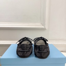 PRADA 普拉达 26𝐬𝐬 🌈2026春夏新品 专柜走秀款 经典微标复古做旧牛皮船鞋 乐福鞋系列〰鞋 PRADA 普拉达 26𝐬𝐬 🌈2026春夏新品 专柜走秀款 经典微标复古做旧牛皮船鞋 乐福鞋系列〰鞋