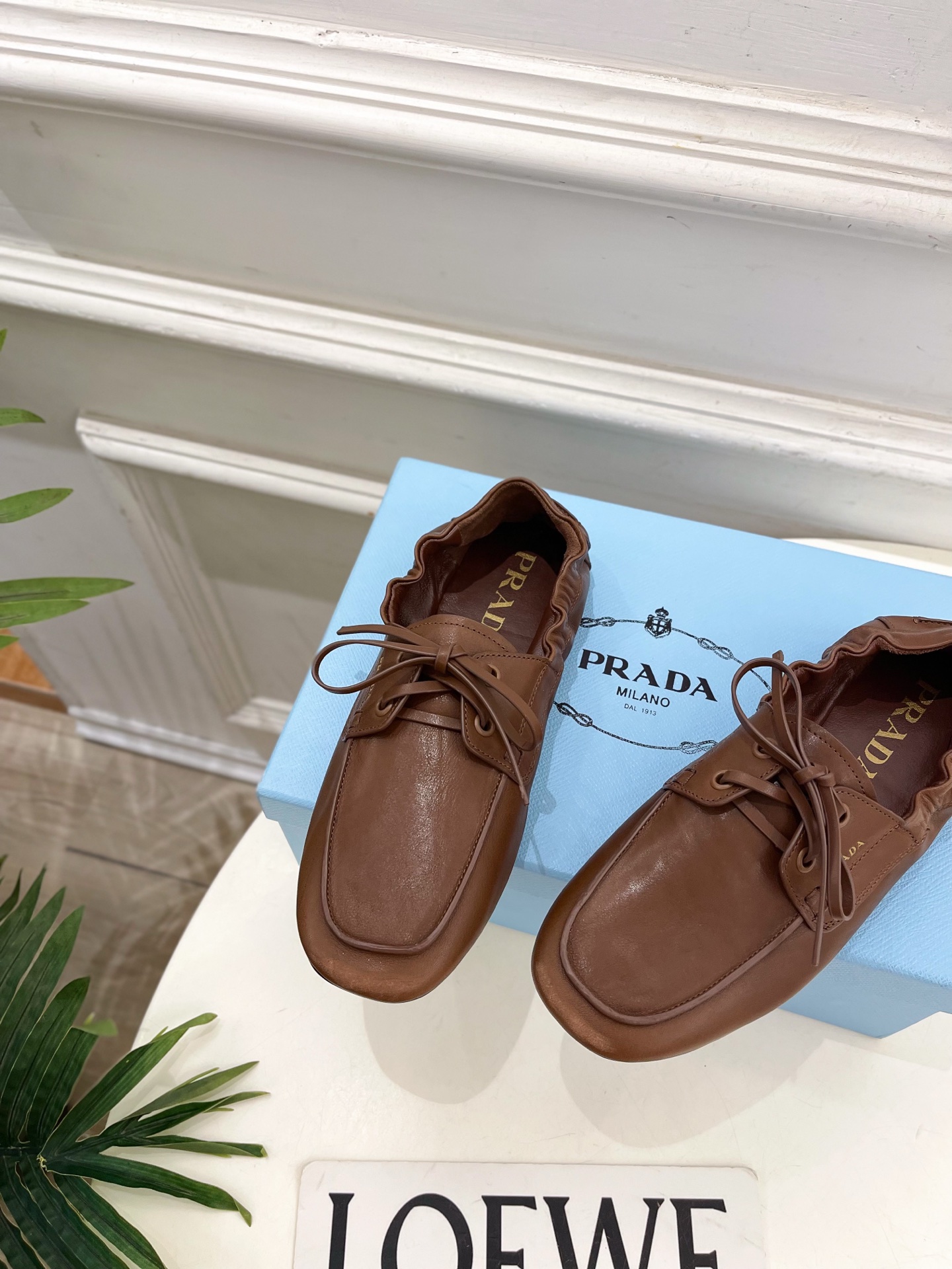 PRADA 普拉达 26𝐬𝐬 🌈2026春夏新品 专柜走秀款 经典微标复古做旧牛皮船鞋 乐福鞋系列〰鞋 PRADA 普拉达 26𝐬𝐬 🌈2026春夏新品 专柜走秀款 经典微标复古做旧牛皮船鞋 乐福鞋系列〰鞋