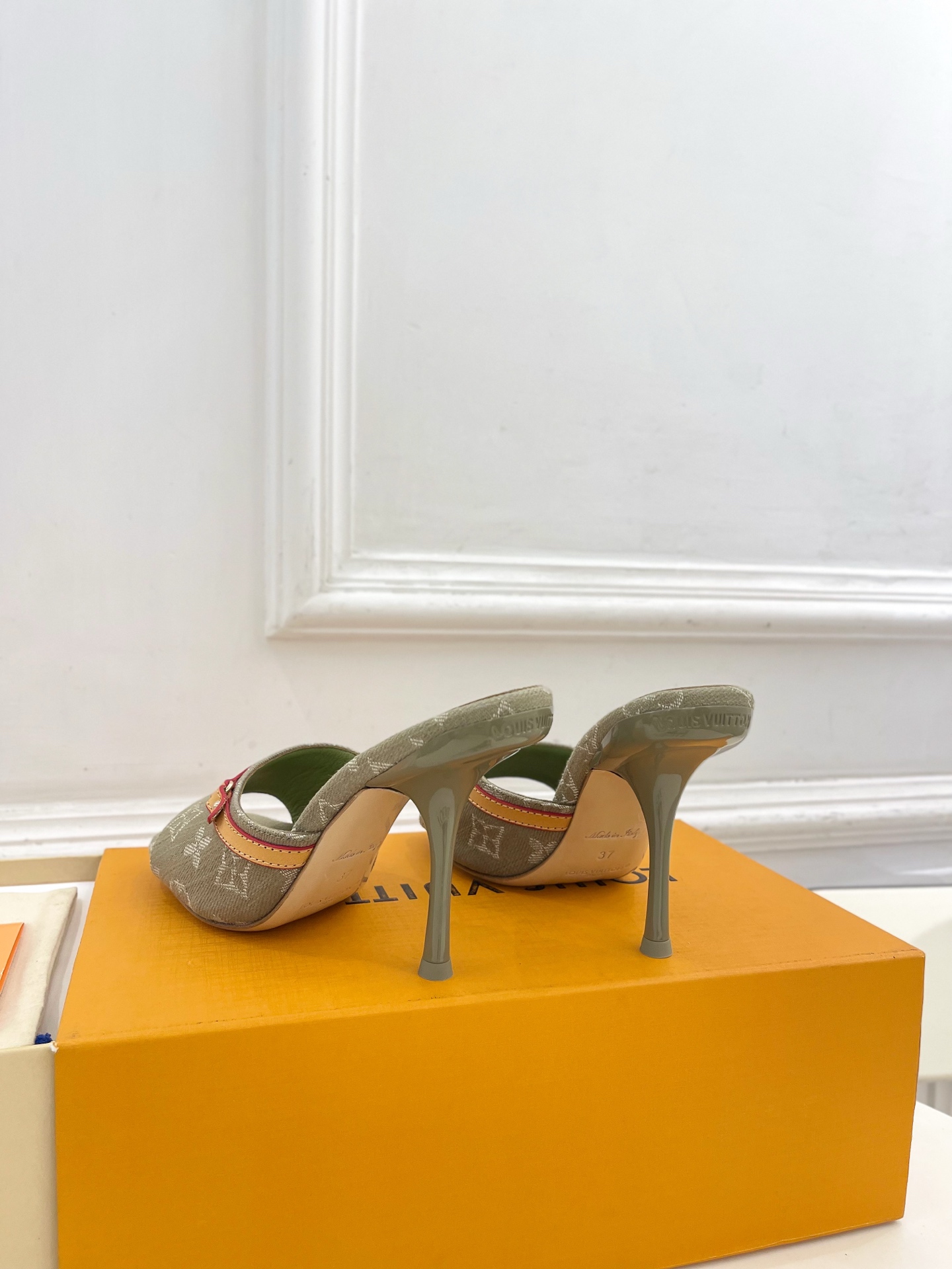 Designer Slide Sandal