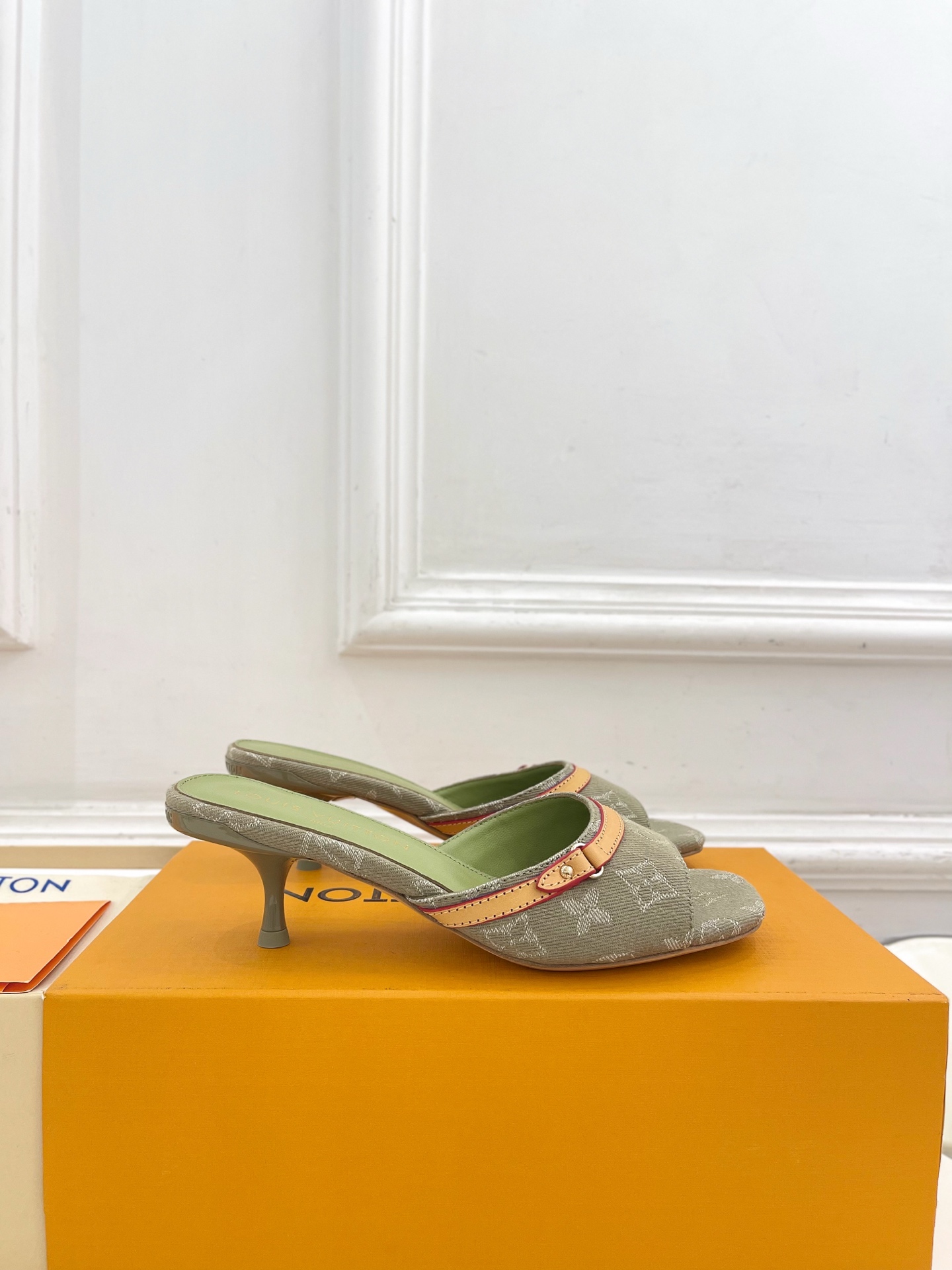 Designer Slide Sandal