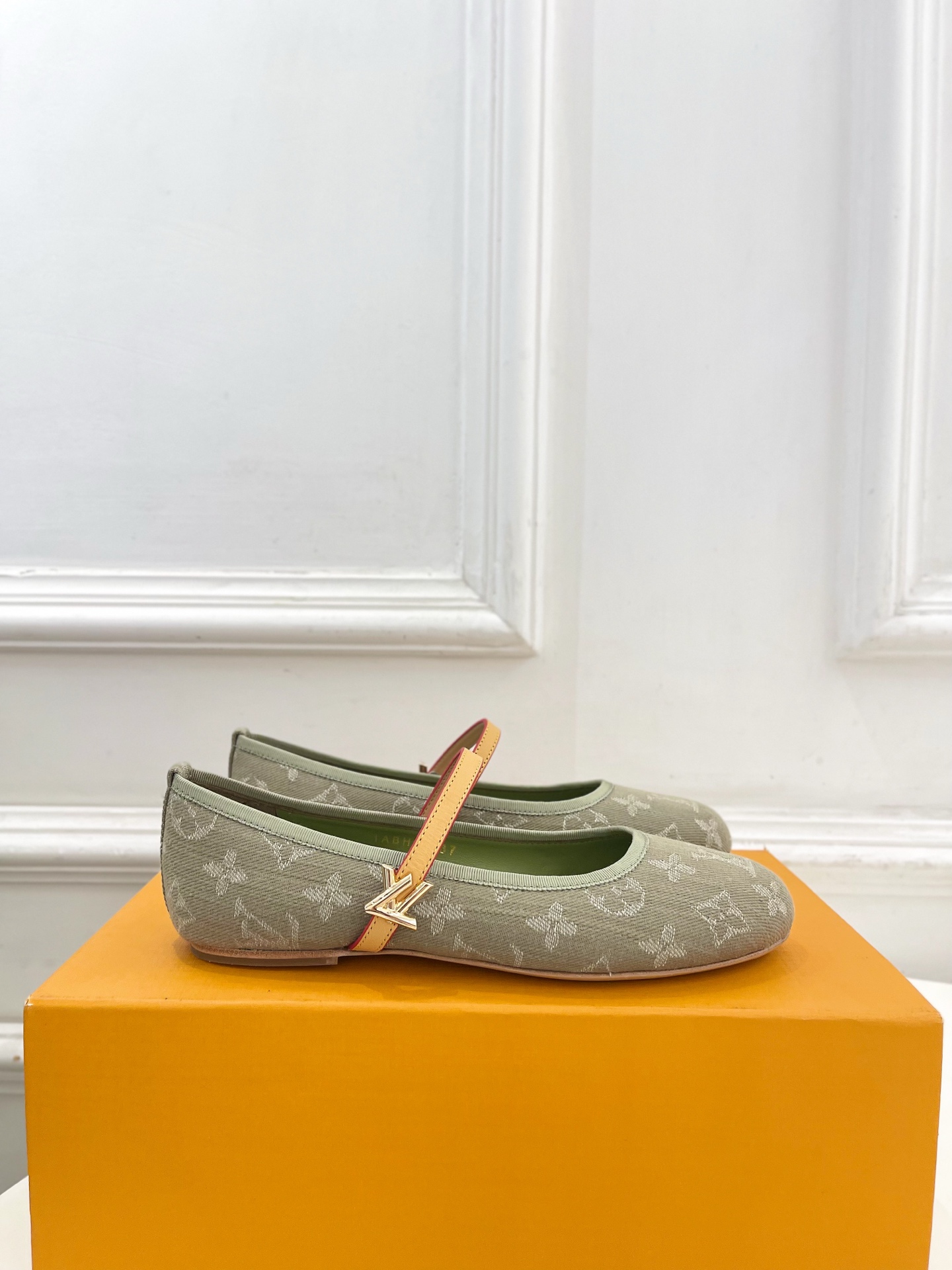 Designer Women Shoes
