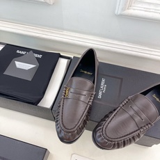 SAIN*LAURENT 圣罗兰 26𝐬𝐬 ☘️2026春夏新品LE LOAFER褶皱乐福鞋 小皮鞋 SAIN*LAURENT 圣罗兰 26𝐬𝐬 ☘️2026春夏新品LE LOAFER褶皱乐福鞋 小皮鞋
