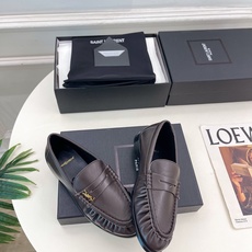 SAIN*LAURENT 圣罗兰 26𝐬𝐬 ☘️2026春夏新品LE LOAFER褶皱乐福鞋 小皮鞋 SAIN*LAURENT 圣罗兰 26𝐬𝐬 ☘️2026春夏新品LE LOAFER褶皱乐福鞋 小皮鞋