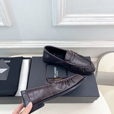 SAIN*LAURENT 圣罗兰 26𝐬𝐬 ☘️2026春夏新品LE LOAFER褶皱乐福鞋 小皮鞋 SAIN*LAURENT 圣罗兰 26𝐬𝐬 ☘️2026春夏新品LE LOAFER褶皱乐福鞋 小皮鞋