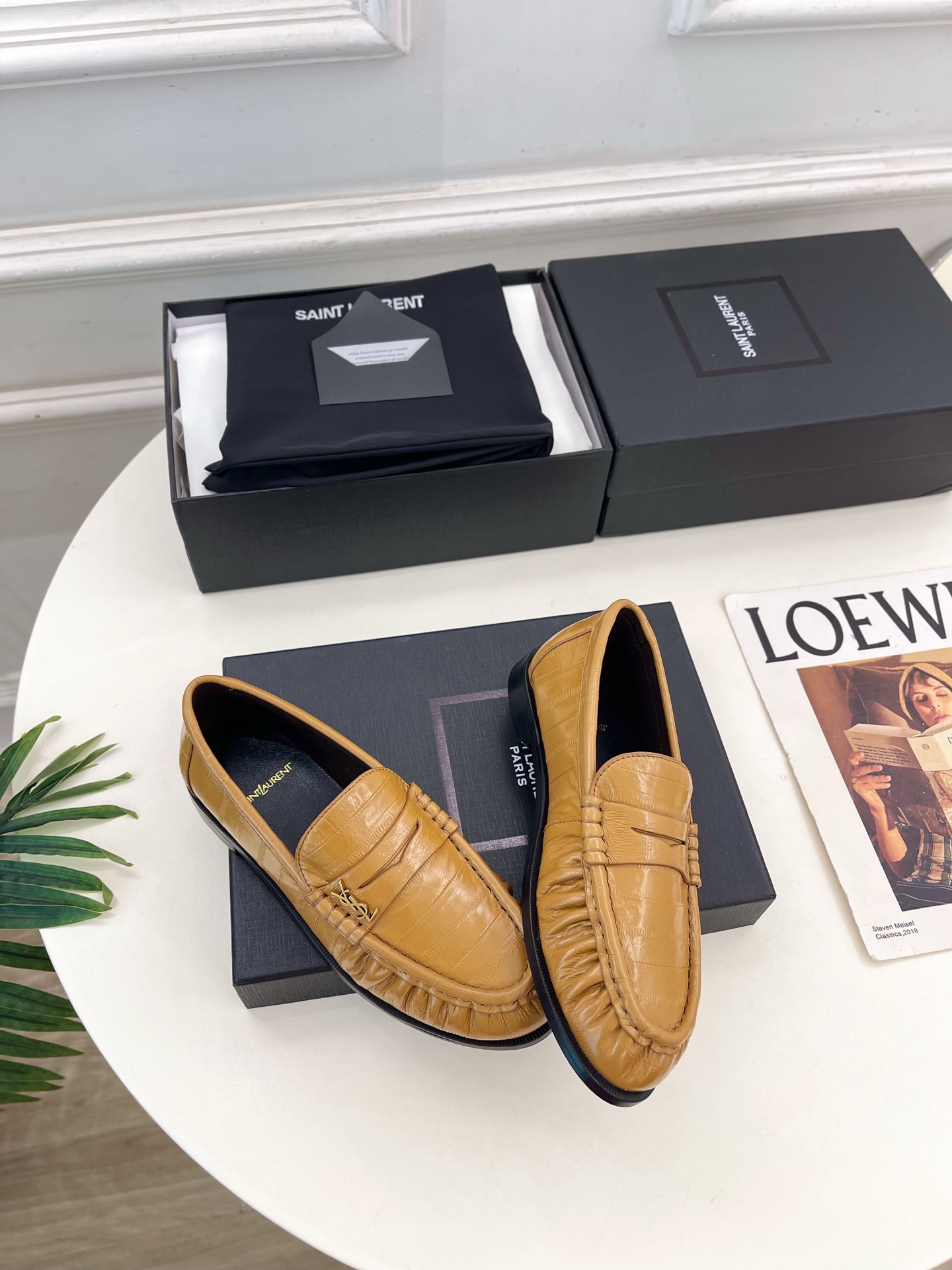 SAIN*LAURENT  圣罗兰  26𝐬𝐬 ☘️2026春夏新品LE LOAFER褶皱乐福鞋 小皮鞋
