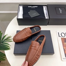 SAIN*LAURENT 圣罗兰 26𝐬𝐬 ☘️2026春夏新品LE LOAFER褶皱乐福穆勒鞋 半 SAIN*LAURENT 圣罗兰 26𝐬𝐬 ☘️2026春夏新品LE LOAFER褶皱乐福穆勒鞋 半