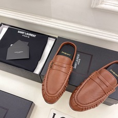 SAIN*LAURENT 圣罗兰 26𝐬𝐬 ☘️2026春夏新品LE LOAFER褶皱乐福穆勒鞋 半 SAIN*LAURENT 圣罗兰 26𝐬𝐬 ☘️2026春夏新品LE LOAFER褶皱乐福穆勒鞋 半