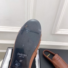 SAIN*LAURENT 圣罗兰 26𝐬𝐬 ☘️2026春夏新品LE LOAFER褶皱乐福穆勒鞋 半 SAIN*LAURENT 圣罗兰 26𝐬𝐬 ☘️2026春夏新品LE LOAFER褶皱乐福穆勒鞋 半