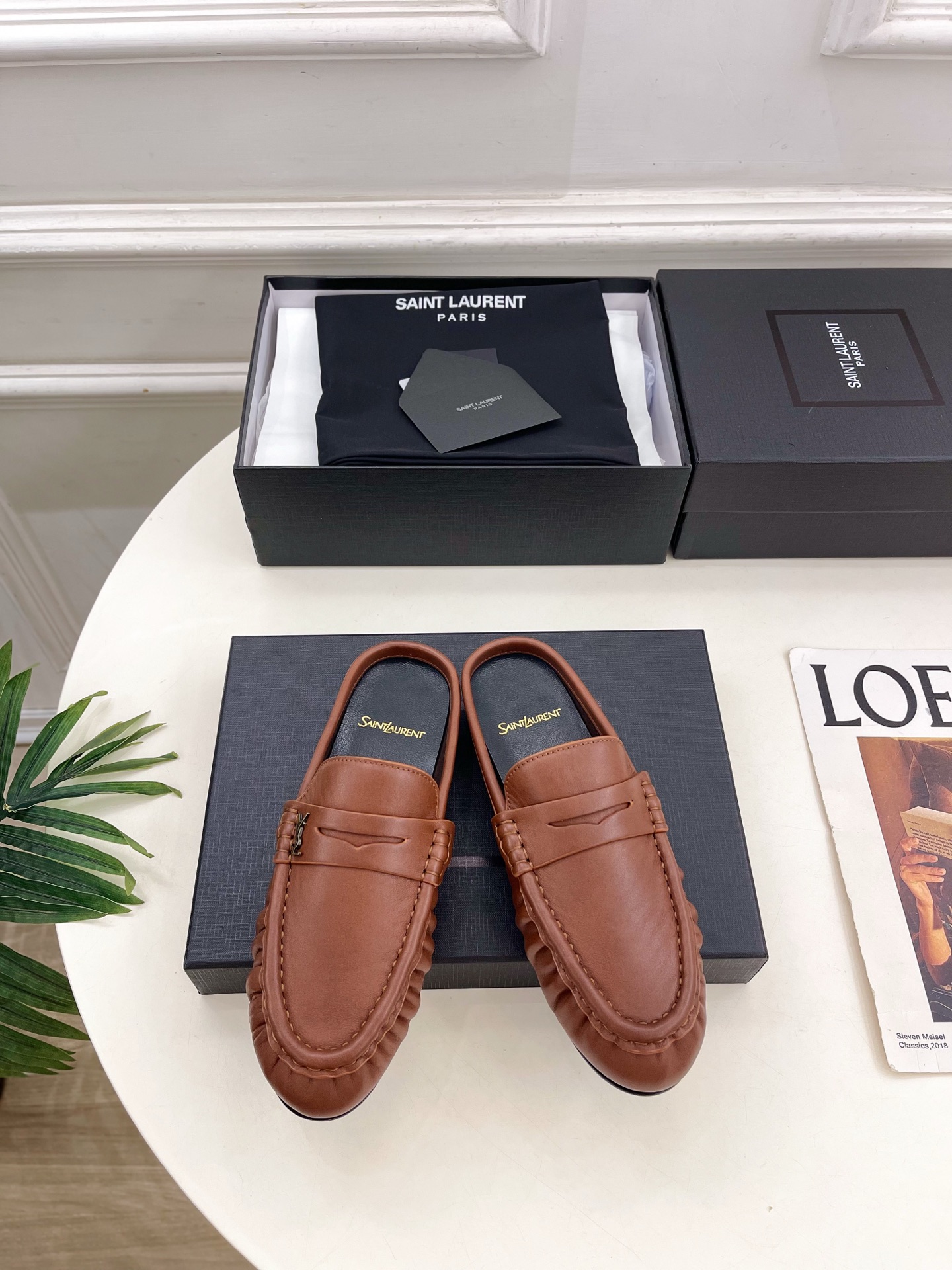 SAIN*LAURENT  圣罗兰  26𝐬𝐬 ☘️2026春夏新品LE LOAFER褶皱乐福穆勒鞋 半