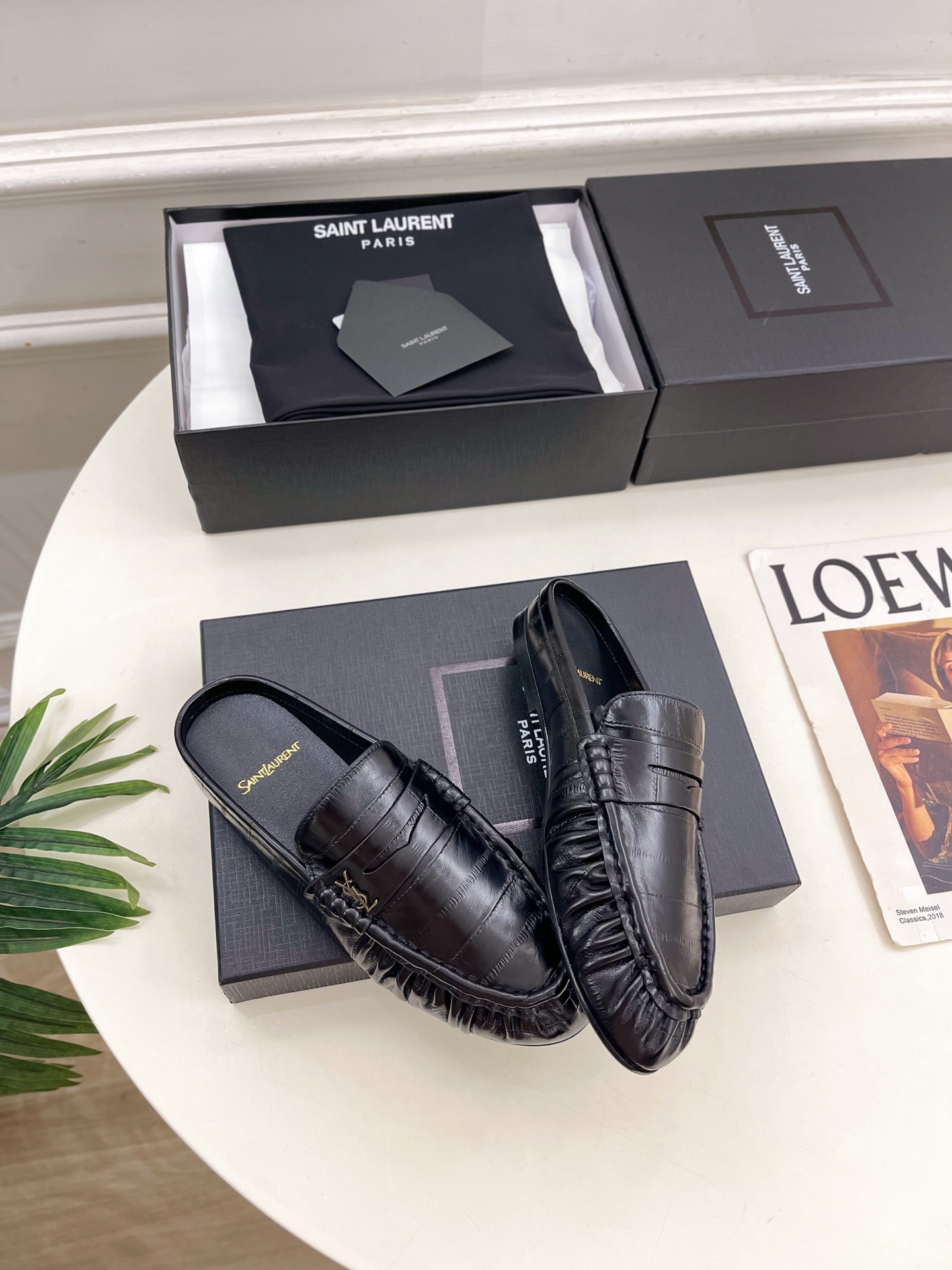 SAIN*LAURENT  圣罗兰  26𝐬𝐬 ☘️2026春夏新品LE LOAFER褶皱乐福穆勒鞋 半