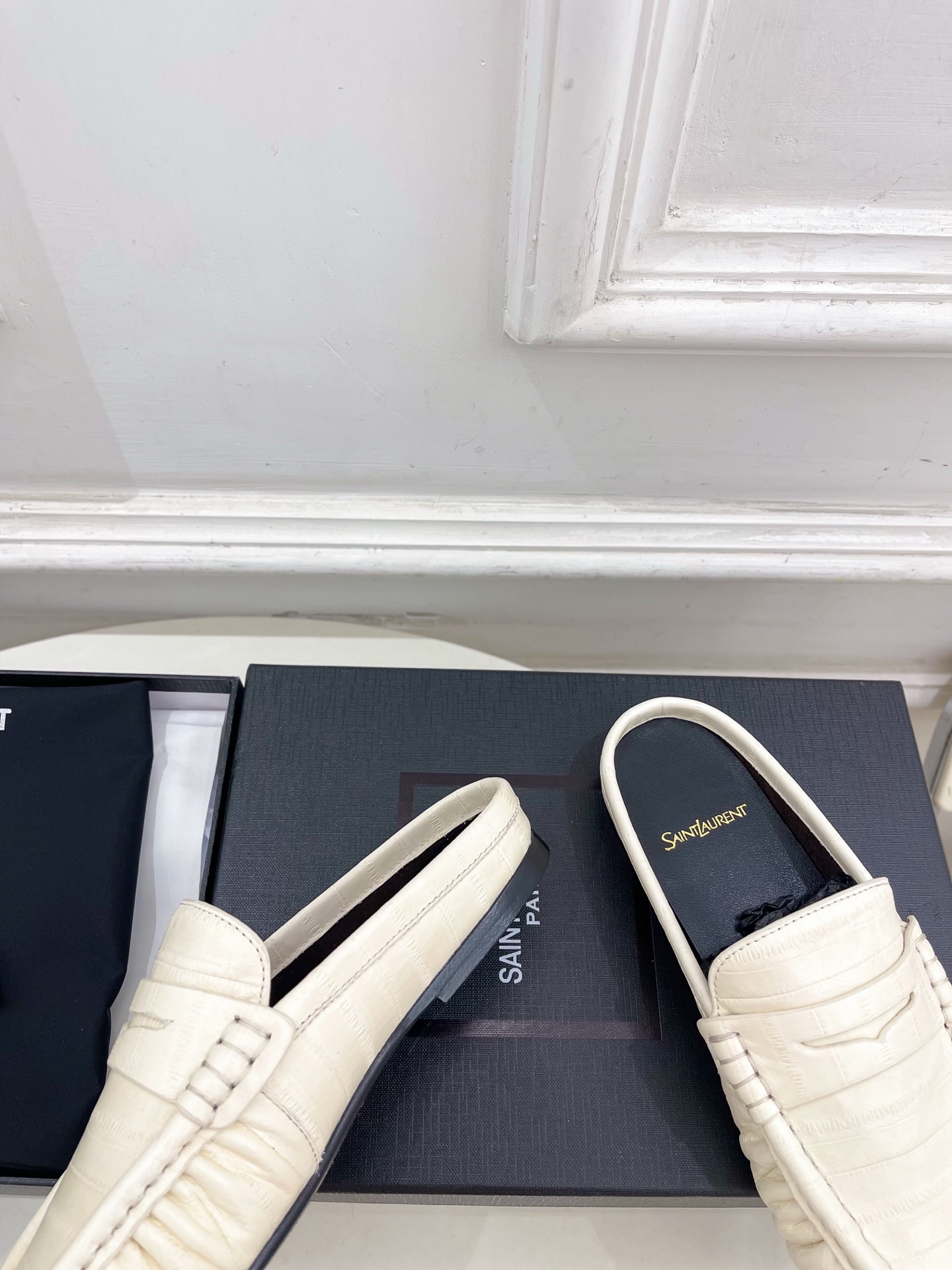 SAIN*LAURENT  圣罗兰  26𝐬𝐬 ☘️2026春夏新品LE LOAFER褶皱乐福穆勒鞋 半
