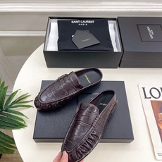 SAIN*LAURENT 圣罗兰 26𝐬𝐬 ☘️2026春夏新品LE LOAFER褶皱乐福穆勒鞋 半 SAIN*LAURENT 圣罗兰 26𝐬𝐬 ☘️2026春夏新品LE LOAFER褶皱乐福穆勒鞋 半