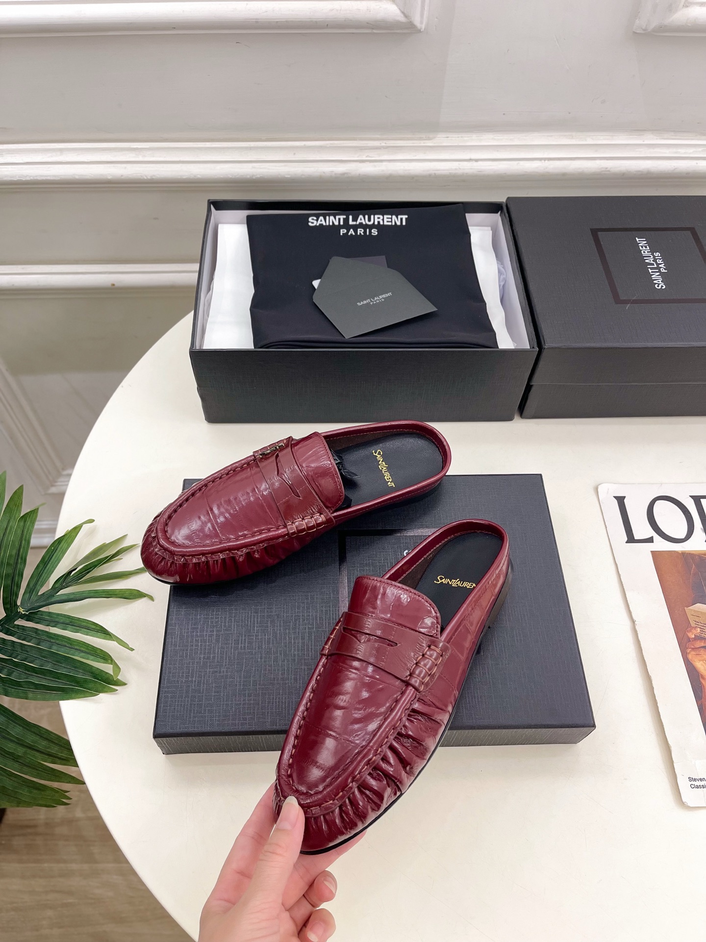 SAIN*LAURENT  圣罗兰  26𝐬𝐬 ☘️2026春夏新品LE LOAFER褶皱乐福穆勒鞋 半