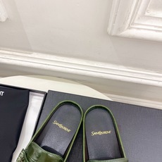 SAIN*LAURENT 圣罗兰 26𝐬𝐬 ☘️2026春夏新品LE LOAFER褶皱乐福穆勒鞋 半 SAIN*LAURENT 圣罗兰 26𝐬𝐬 ☘️2026春夏新品LE LOAFER褶皱乐福穆勒鞋 半