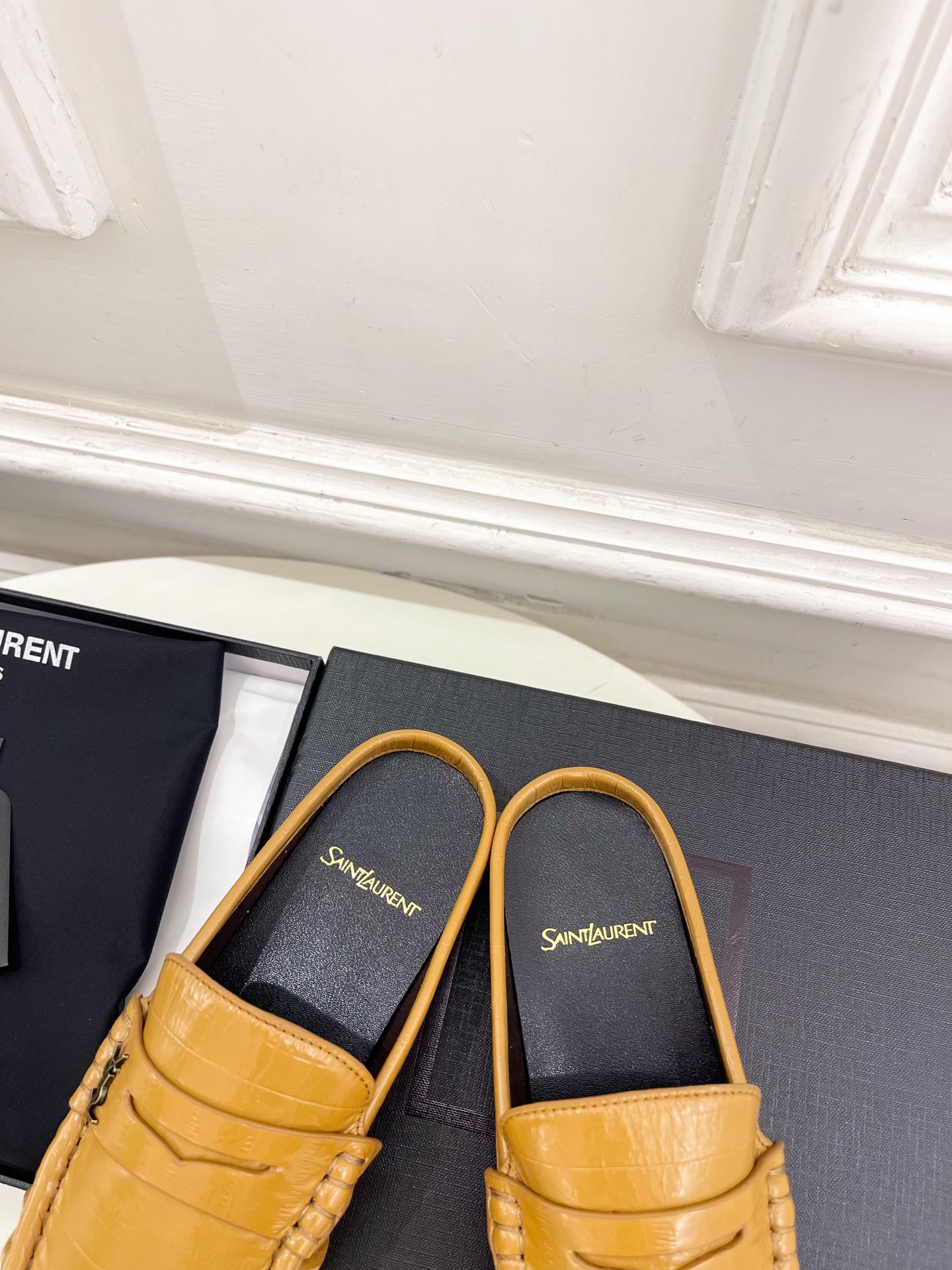 SAIN*LAURENT  圣罗兰  26𝐬𝐬 ☘️2026春夏新品LE LOAFER褶皱乐福穆勒鞋 半