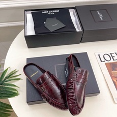 SAIN*LAURENT 圣罗兰 26𝐬𝐬 ☘️2026春夏新品LE LOAFER褶皱乐福穆勒鞋 半 SAIN*LAURENT 圣罗兰 26𝐬𝐬 ☘️2026春夏新品LE LOAFER褶皱乐福穆勒鞋 半