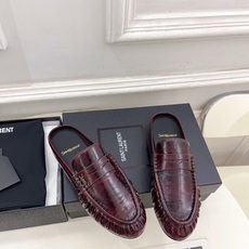 SAIN*LAURENT 圣罗兰 26𝐬𝐬 ☘️2026春夏新品LE LOAFER褶皱乐福穆勒鞋 半 SAIN*LAURENT 圣罗兰 26𝐬𝐬 ☘️2026春夏新品LE LOAFER褶皱乐福穆勒鞋 半