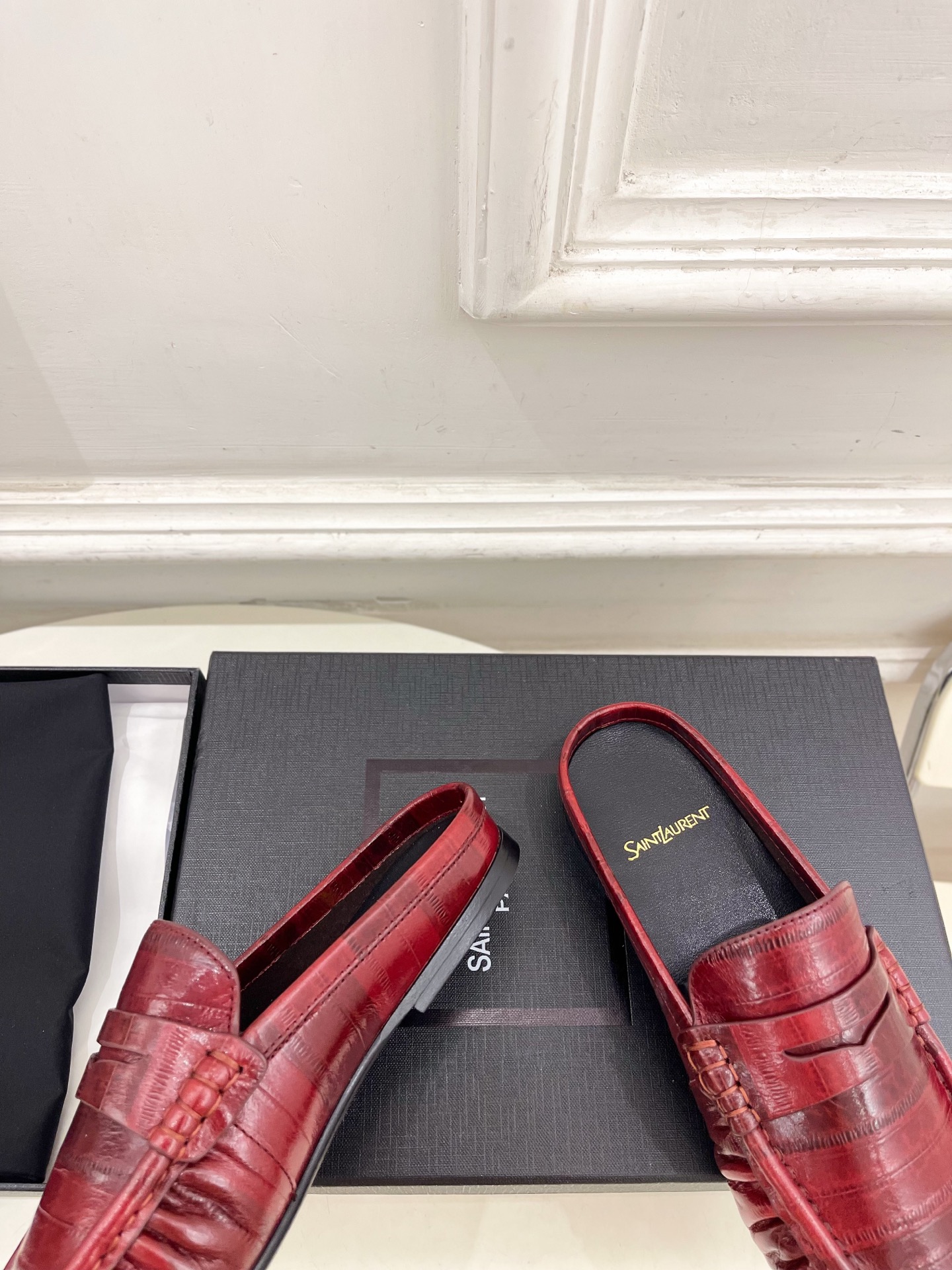 SAIN*LAURENT  圣罗兰  26𝐬𝐬 ☘️2026春夏新品LE LOAFER褶皱乐福穆勒鞋 半