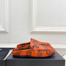 SAIN*LAURENT 圣罗兰 26𝐬𝐬 ☘️2026春夏新品LE LOAFER褶皱乐福穆勒鞋 半 SAIN*LAURENT 圣罗兰 26𝐬𝐬 ☘️2026春夏新品LE LOAFER褶皱乐福穆勒鞋 半
