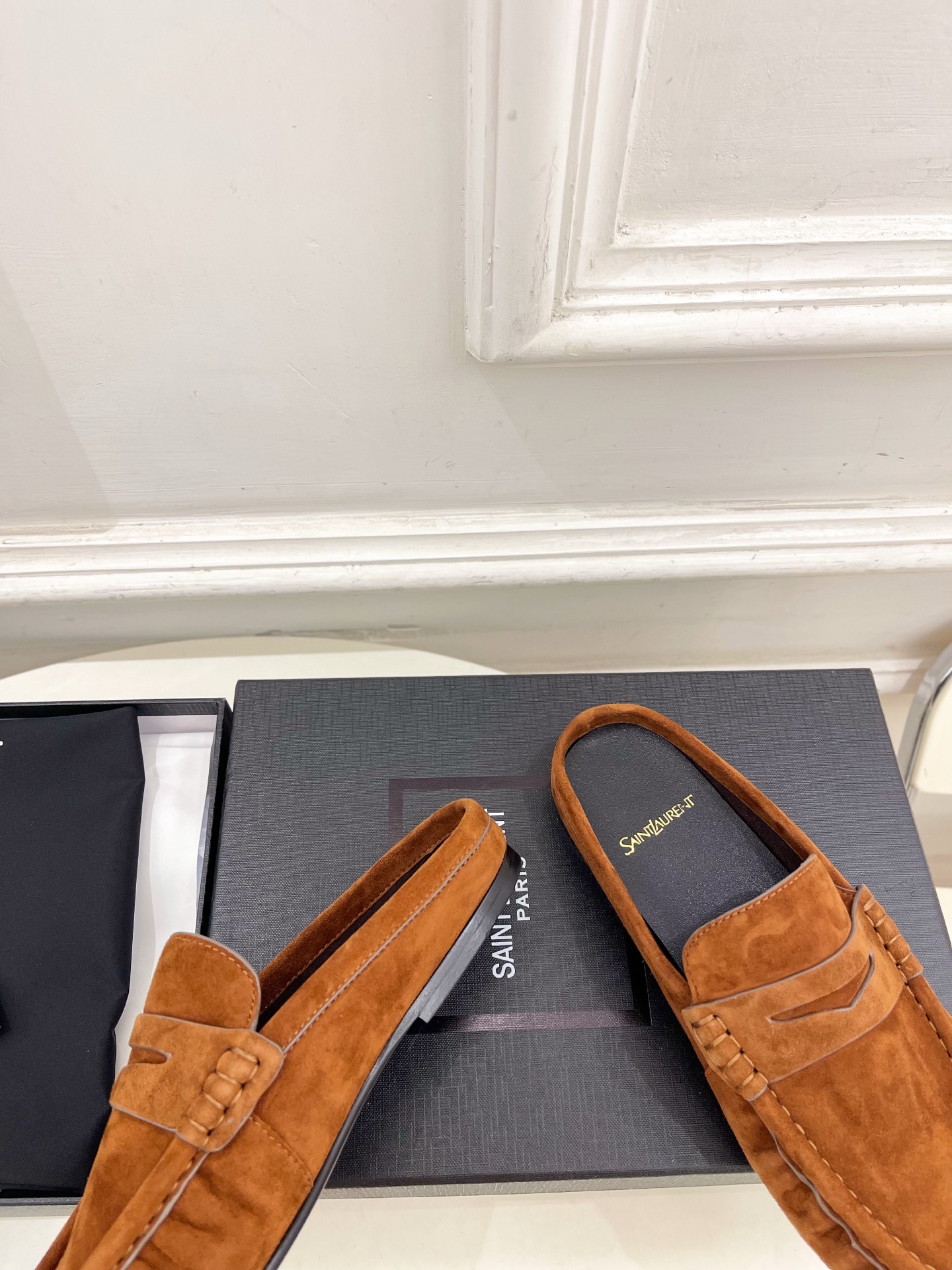 SAIN*LAURENT 圣罗兰 26𝐬𝐬 ☘️2026春夏新品LE LOAFER褶皱乐福穆勒鞋 半 SAIN*LAURENT 圣罗兰 26𝐬𝐬 ☘️2026春夏新品LE LOAFER褶皱乐福穆勒鞋 半
