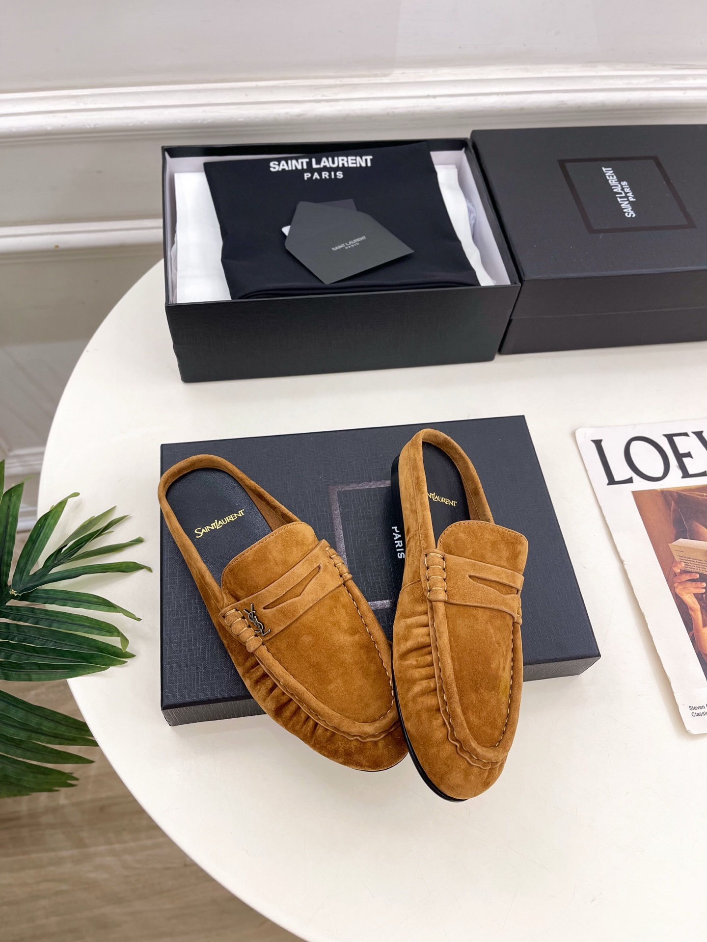 SAIN*LAURENT 圣罗兰 26𝐬𝐬 ☘️2026春夏新品LE LOAFER褶皱乐福穆勒鞋 半 SAIN*LAURENT 圣罗兰 26𝐬𝐬 ☘️2026春夏新品LE LOAFER褶皱乐福穆勒鞋 半