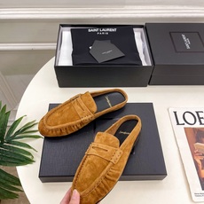 SAIN*LAURENT 圣罗兰 26𝐬𝐬 ☘️2026春夏新品LE LOAFER褶皱乐福穆勒鞋 半 SAIN*LAURENT 圣罗兰 26𝐬𝐬 ☘️2026春夏新品LE LOAFER褶皱乐福穆勒鞋 半