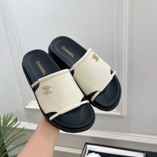 𝐂𝐇𝐀𝐍𝐄𝐋 | 小香 26𝐬𝐬 🦋2026 春夏新品 专柜经典走秀款 小香大双C厚底休闲拖鞋 系 𝐂𝐇𝐀𝐍𝐄𝐋 | 小香 26𝐬𝐬 🦋2026 春夏新品 专柜经典走秀款 小香大双C厚底休闲拖鞋 系