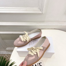 Maison Margiela· 马吉拉26𝐬𝐬 2026春夏新品MM6 拼色绑带芭蕾德训鞋—————— Maison Margiela· 马吉拉26𝐬𝐬 2026春夏新品MM6 拼色绑带芭蕾德训鞋——————