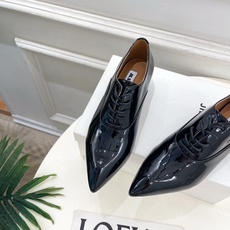 Jil Sander(吉尔·桑达)2026 春夏新品 JD极简小坡跟细带尖头小皮鞋————————JS作 Jil Sander(吉尔·桑达)2026 春夏新品 JD极简小坡跟细带尖头小皮鞋————————JS作