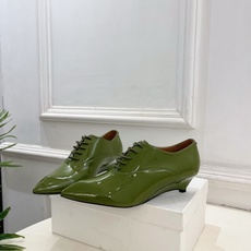Jil Sander(吉尔·桑达)2026 春夏新品 JD极简小坡跟细带尖头小皮鞋————————JS作 Jil Sander(吉尔·桑达)2026 春夏新品 JD极简小坡跟细带尖头小皮鞋————————JS作