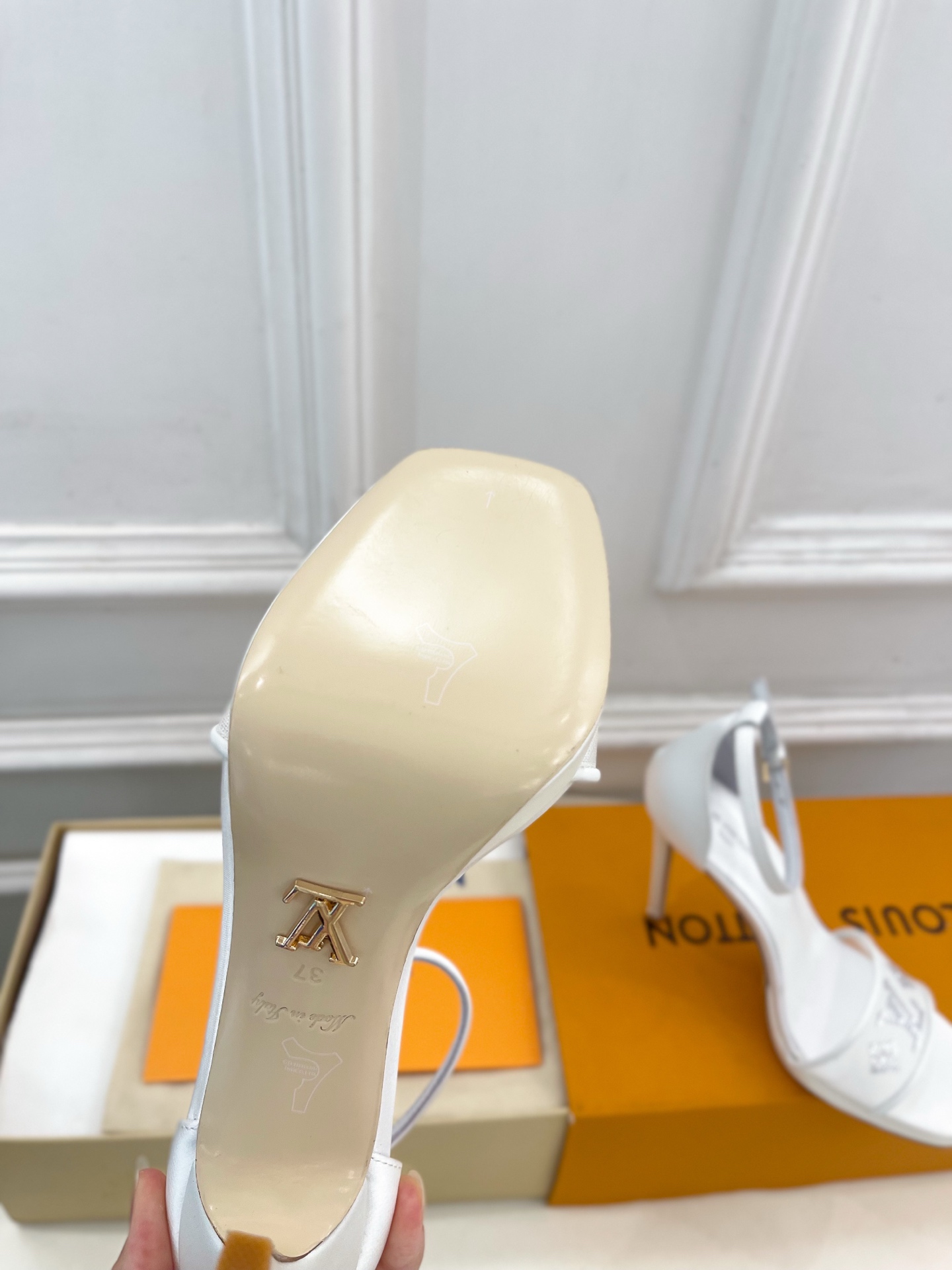 LV | 路易威登 26𝐬𝐬 🧡💚2026春夏新品 顶级版本⚠️专柜主打最新品爆款 LV网纱水钻 LV | 路易威登 26𝐬𝐬 🧡💚2026春夏新品 顶级版本⚠️专柜主打最新品爆款 LV网纱水钻