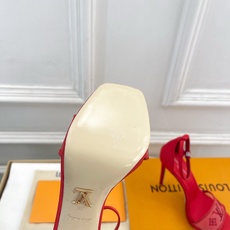 LV | 路易威登 26𝐬𝐬 🧡💚2026春夏新品 顶级版本⚠️专柜主打最新品爆款 LV网纱水钻 LV | 路易威登 26𝐬𝐬 🧡💚2026春夏新品 顶级版本⚠️专柜主打最新品爆款 LV网纱水钻