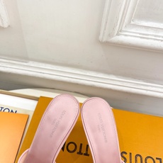 LV | 路易威登 26𝐬𝐬 🧡💚2026春夏新品 顶级版本⚠️专柜主打最新品爆款 LV网纱水钻 LV | 路易威登 26𝐬𝐬 🧡💚2026春夏新品 顶级版本⚠️专柜主打最新品爆款 LV网纱水钻