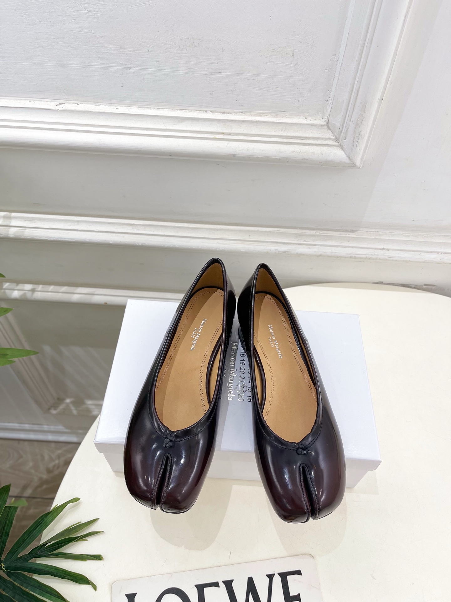 Maison Margiela· 马吉拉26𝐬𝐬 2026春夏新品MM6 复古分趾粗跟单鞋 ——————