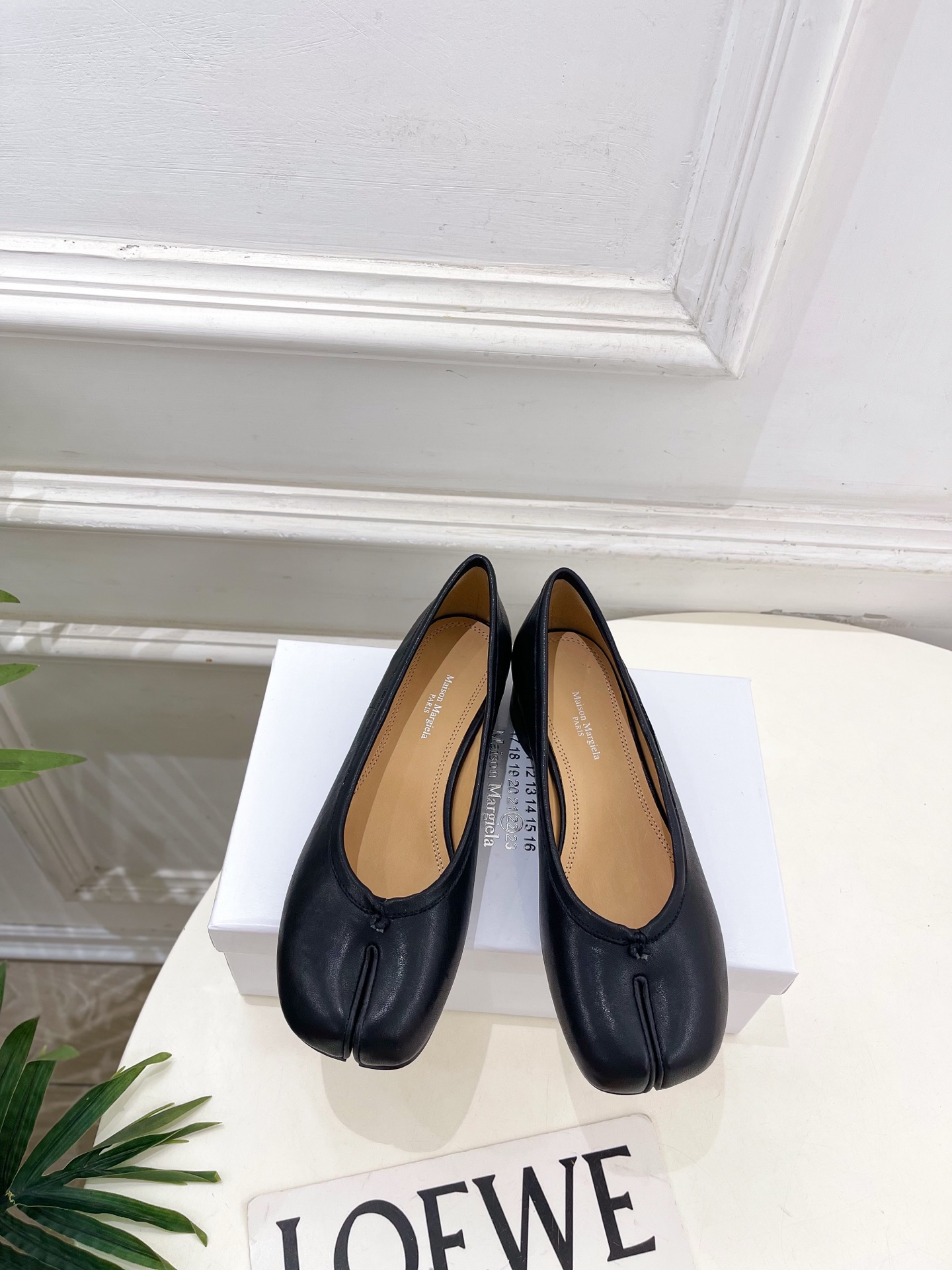 Maison Margiela· 马吉拉26𝐬𝐬 2026春夏新品MM6 复古分趾粗跟单鞋 ——————