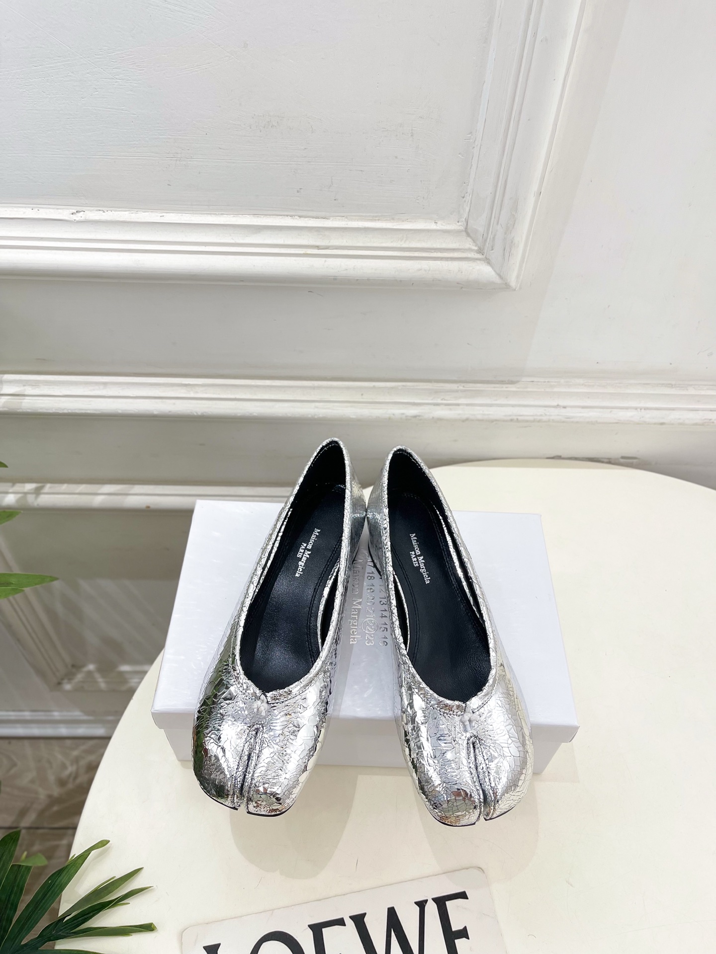 Maison Margiela· 马吉拉26𝐬𝐬 2026春夏新品MM6 复古分趾粗跟单鞋 ——————
