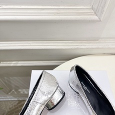 Maison Margiela· 马吉拉26𝐬𝐬 2026春夏新品MM6 复古分趾粗跟单鞋 —————— Maison Margiela· 马吉拉26𝐬𝐬 2026春夏新品MM6 复古分趾粗跟单鞋 ——————