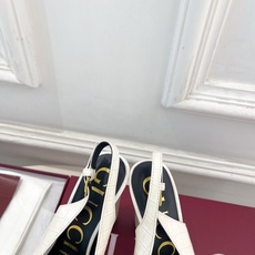 Gucci | 古驰 26𝐬𝐬 ⭐️ G家 主打系列终于面世,狠货值得期待!原有的经典 创造新设计 Gucci | 古驰 26𝐬𝐬 ⭐️ G家 主打系列终于面世,狠货值得期待!原有的经典 创造新设计