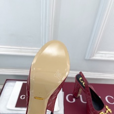 Gucci | 古驰 26𝐬𝐬 ⭐️ G家 主打系列终于面世,狠货值得期待!原有的经典 创造新设计 Gucci | 古驰 26𝐬𝐬 ⭐️ G家 主打系列终于面世,狠货值得期待!原有的经典 创造新设计