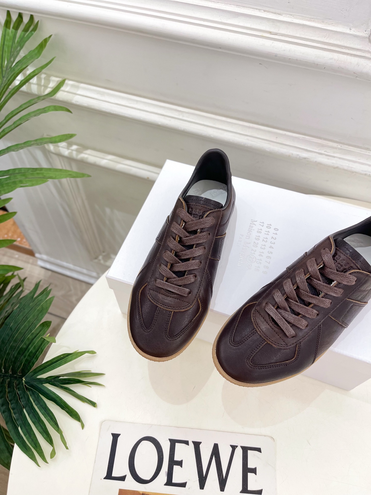 Maison Margiela· 马吉拉26𝐬𝐬 2026春夏新品MM6 经典拼色绑带德训鞋—————— Maison Margiela· 马吉拉26𝐬𝐬 2026春夏新品MM6 经典拼色绑带德训鞋——————