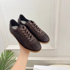 Maison Margiela· 马吉拉26𝐬𝐬 2026春夏新品MM6 经典拼色绑带德训鞋—————— Maison Margiela· 马吉拉26𝐬𝐬 2026春夏新品MM6 经典拼色绑带德训鞋——————