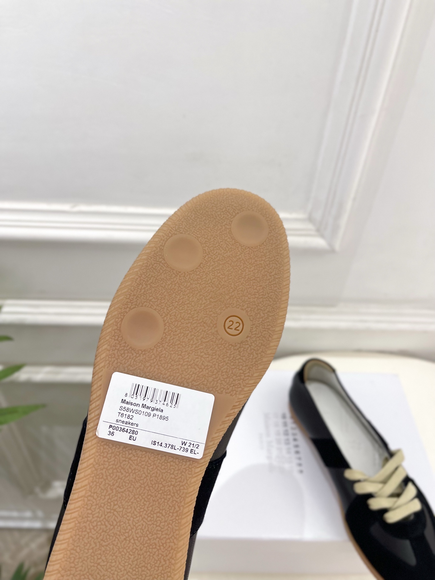 Maison Margiela· 马吉拉26𝐬𝐬 2026春夏新品MM6 拼色绑带芭蕾德训鞋—————— Maison Margiela· 马吉拉26𝐬𝐬 2026春夏新品MM6 拼色绑带芭蕾德训鞋——————