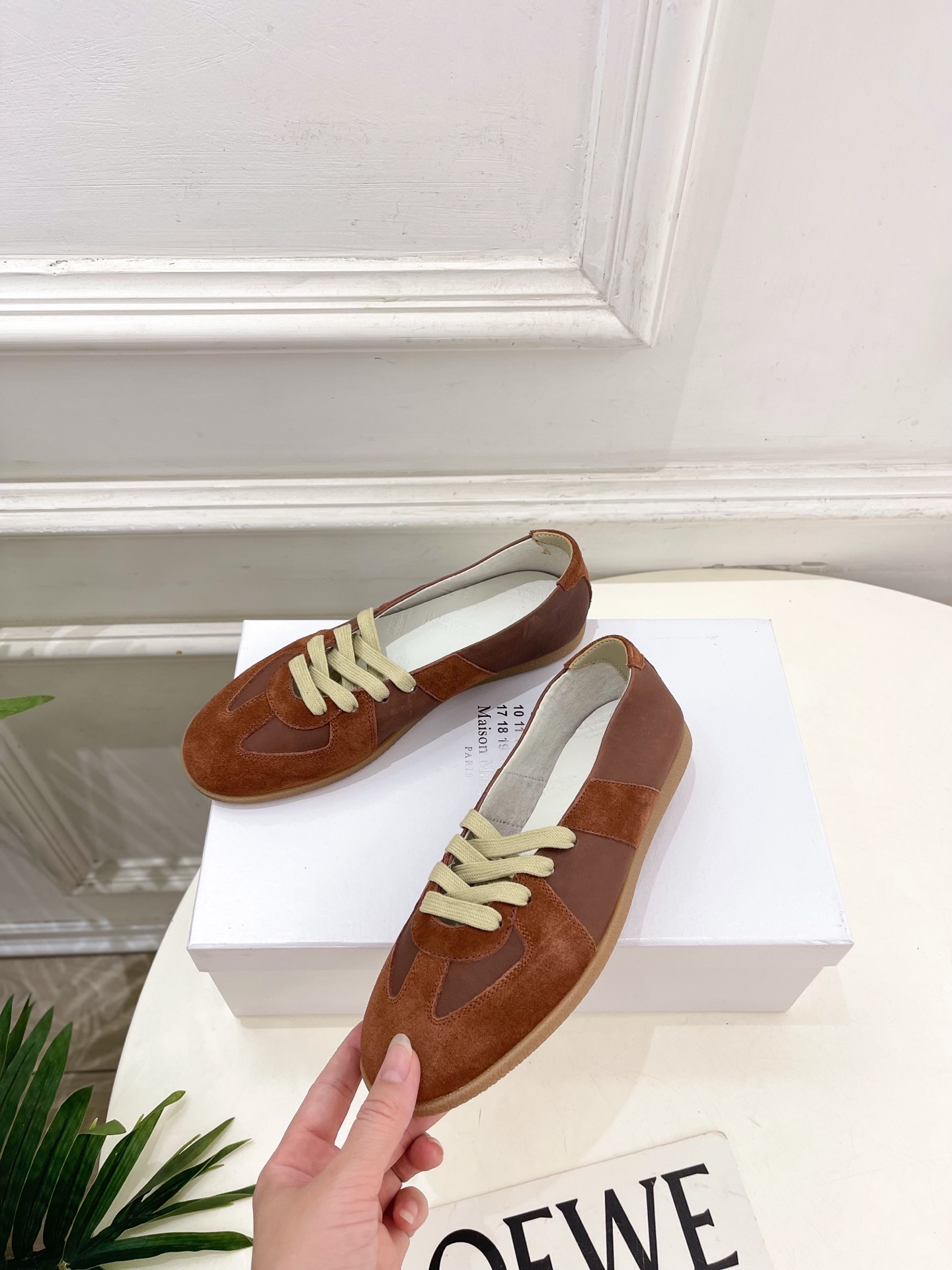 Maison Margiela· 马吉拉26𝐬𝐬 2026春夏新品MM6 拼色绑带芭蕾德训鞋——————