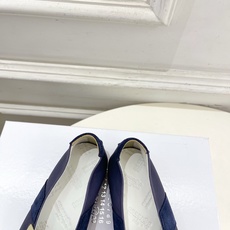 Maison Margiela· 马吉拉26𝐬𝐬 2026春夏新品MM6 拼色绑带芭蕾德训鞋—————— Maison Margiela· 马吉拉26𝐬𝐬 2026春夏新品MM6 拼色绑带芭蕾德训鞋——————