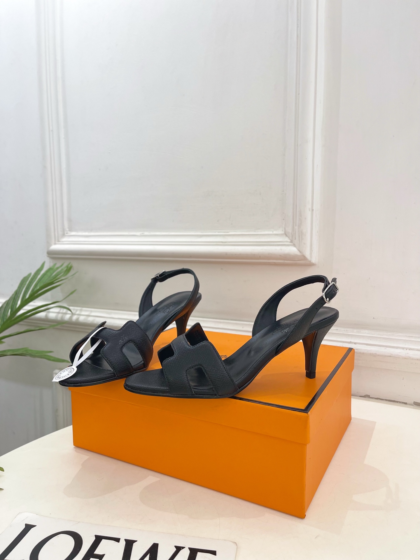 🐎𝐇𝐄𝐑𝐌𝐄* 爱玛仕 26𝐬𝐬 🌈2026春夏新品 专柜新款 经典H型高跟凉鞋 系列〰鞋面:原版特定制 🐎𝐇𝐄𝐑𝐌𝐄* 爱玛仕 26𝐬𝐬 🌈2026春夏新品 专柜新款 经典H型高跟凉鞋 系列〰鞋面:原版特定制