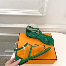 🐎𝐇𝐄𝐑𝐌𝐄* 爱玛仕 26𝐬𝐬 🌈2026春夏新品 专柜新款 经典猪鼻子链条平底凉鞋 系列〰鞋面:原版 🐎𝐇𝐄𝐑𝐌𝐄* 爱玛仕 26𝐬𝐬 🌈2026春夏新品 专柜新款 经典猪鼻子链条平底凉鞋 系列〰鞋面:原版