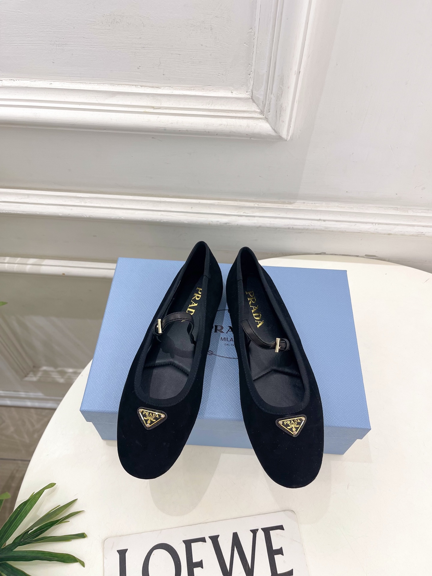 PRADA 普拉达  26𝐬𝐬 🌈2026春夏新品 专柜走秀款 三角标玛丽珍芭蕾鞋 系列〰鞋面：原版高定
