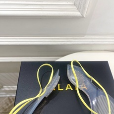 ALAÏA 阿莱亚26𝐬𝐬 2026春夏新品 秀场同款 最新果冻透明底细带夹胶人字拖鞋———————— ALAÏA 阿莱亚26𝐬𝐬 2026春夏新品 秀场同款 最新果冻透明底细带夹胶人字拖鞋————————